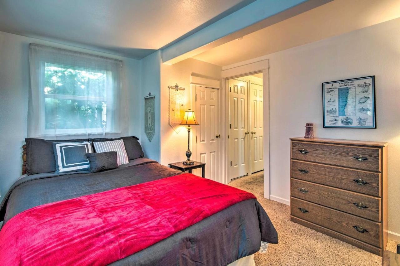 Cliffside Lighthouse Beach Home With Ocean View Coos Bay Dış mekan fotoğraf
