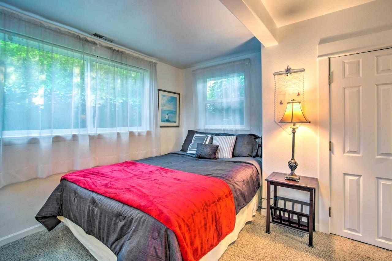 Cliffside Lighthouse Beach Home With Ocean View Coos Bay Dış mekan fotoğraf
